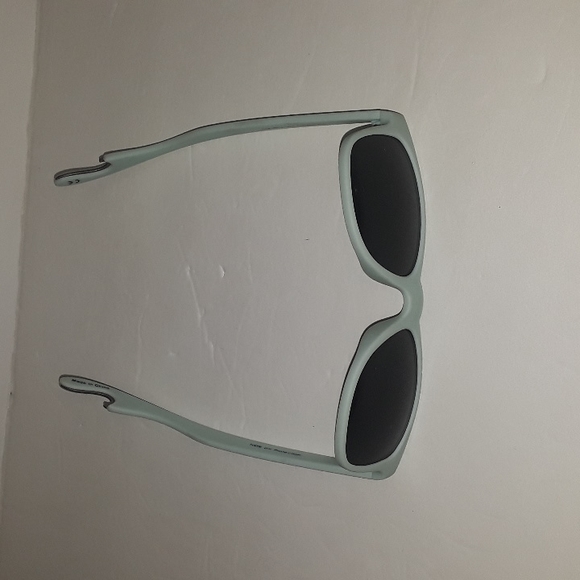 RARE TEAL VICTORIA SECRET PINK SUNGLASSES BOTTLE OPENER ENDS - Picture 8 of 8